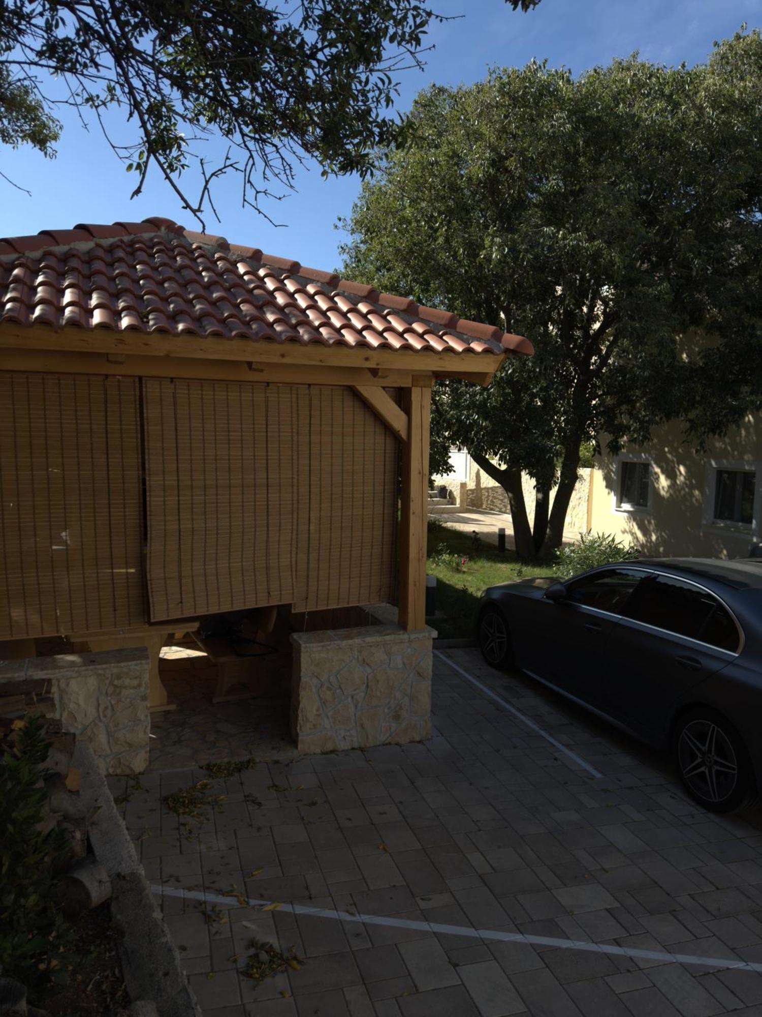 Apartmani Lovren Novalja Exterior photo